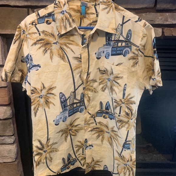 Mens Hawaiian 🌺 shirt (medium) - Picture 1 of 2